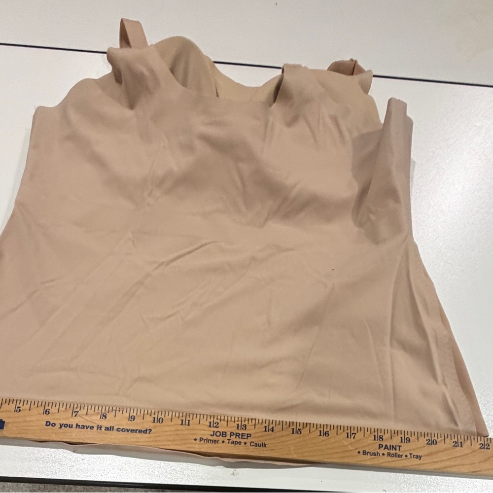 Honeylove Women's Nude Shapewear Camisole - Picture 5 of 8